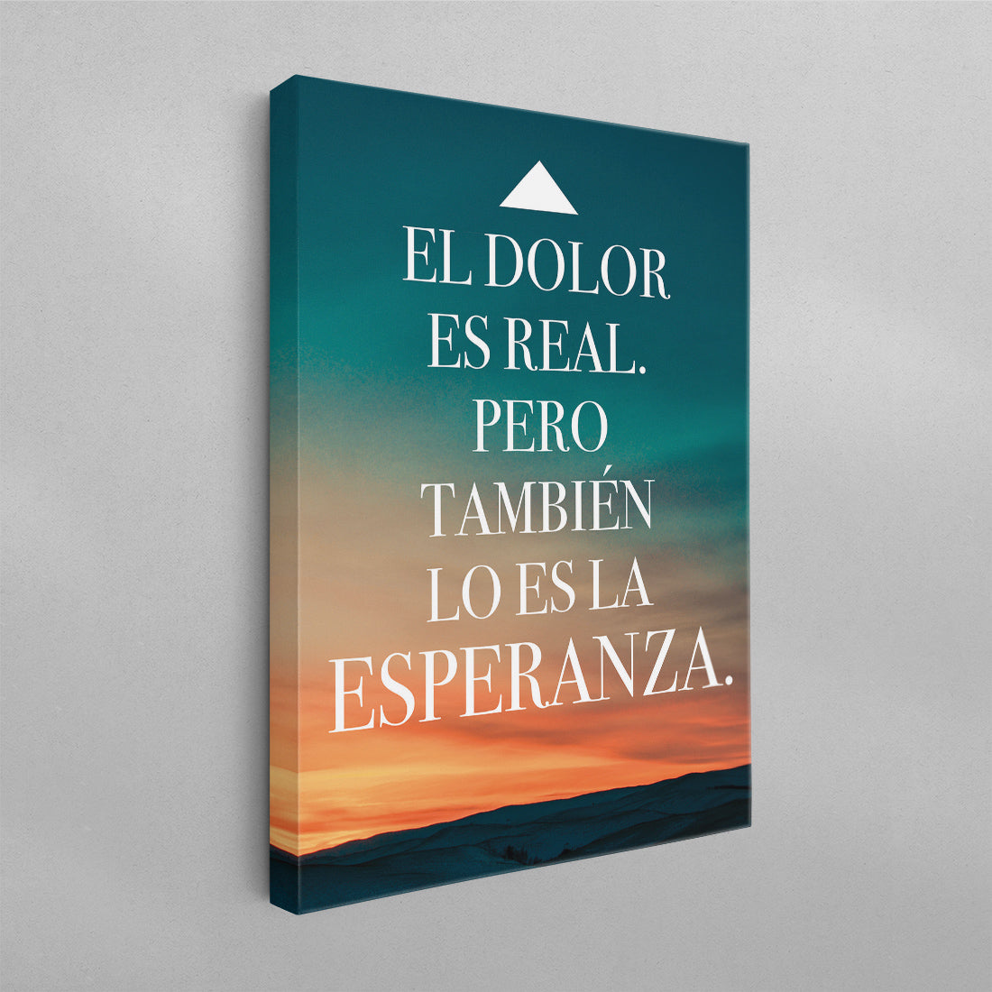 SPANISH Pain is Real But So Is Hope Poster